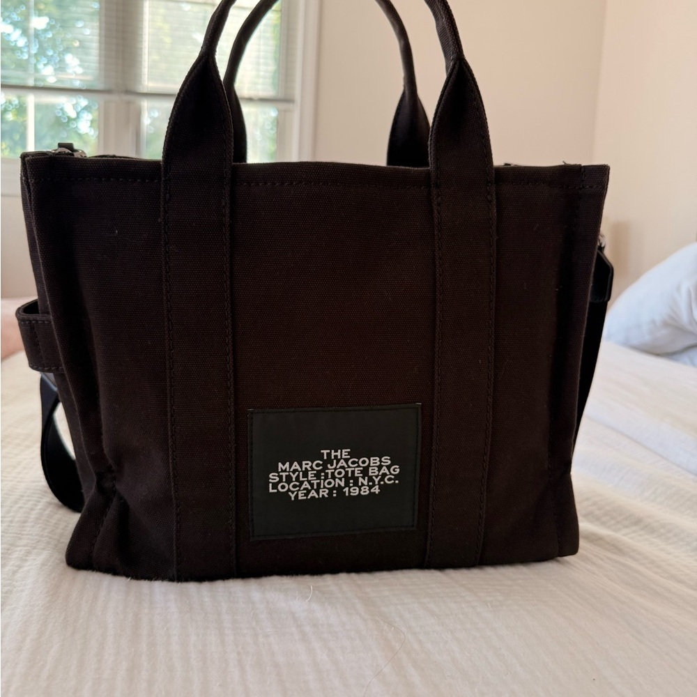 Marc Jacobs Medium Tote Bag - Picture 4 of 7